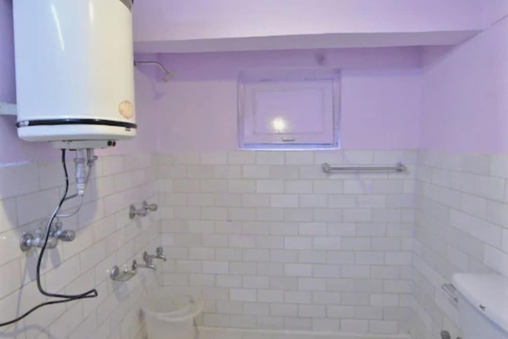 Room 16 of 26