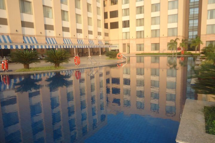 Hotel with Pool