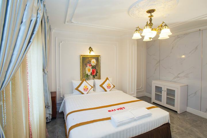 Room 14 of 307