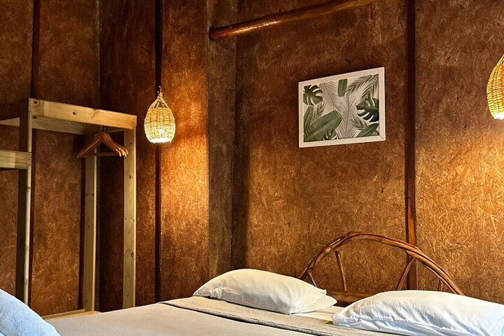 Room 14 of 87
