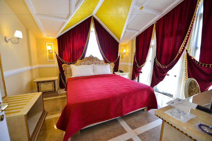 Room 3 of 13