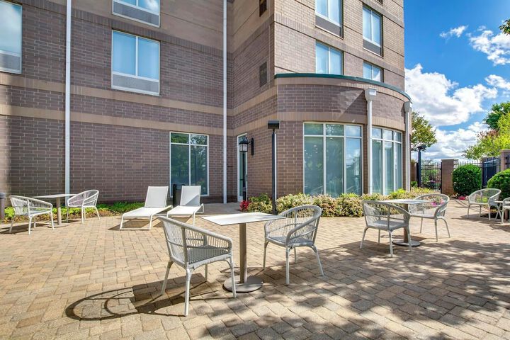 Terrace/Patio 60 of 63