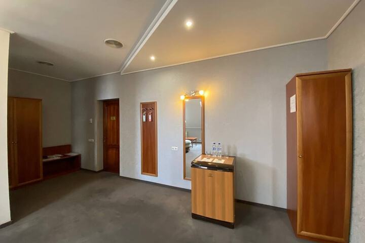 Room 47 of 70