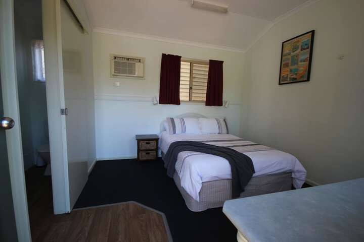 Room 2 of 35