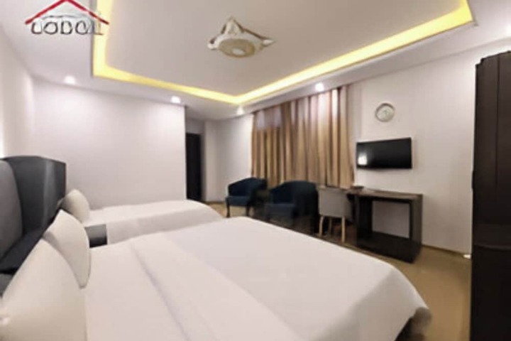 Room 15 of 27