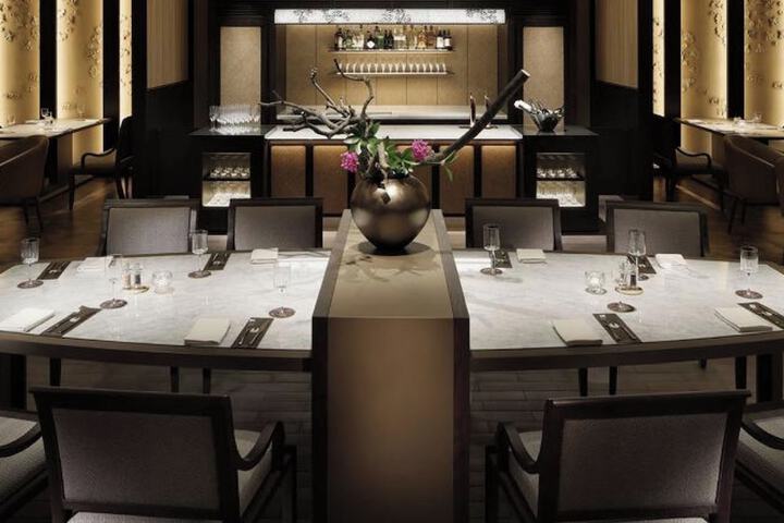 Dining 109 of 239