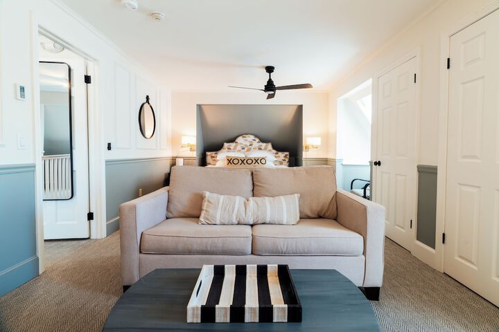 Room 17 of 41