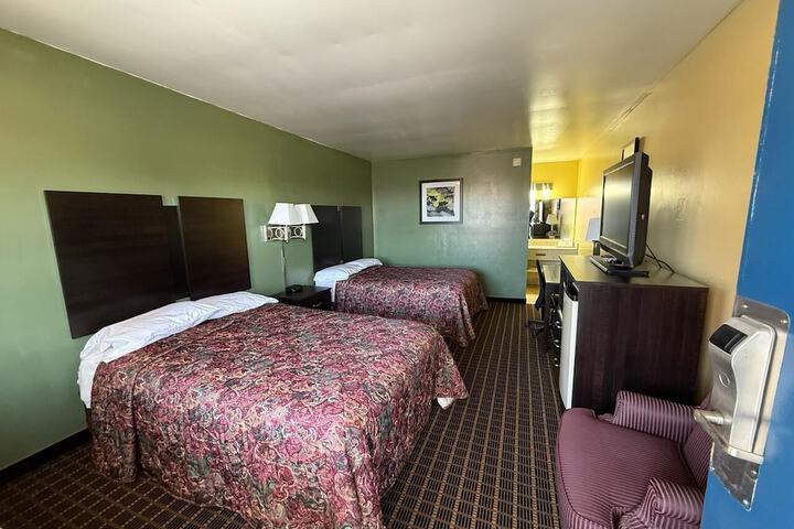 Standard Double Room (1 of 24)