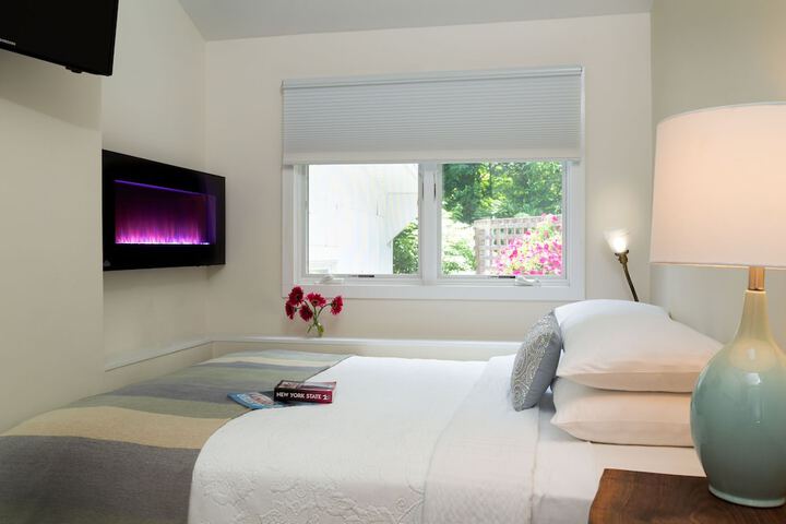 Room 21 of 61