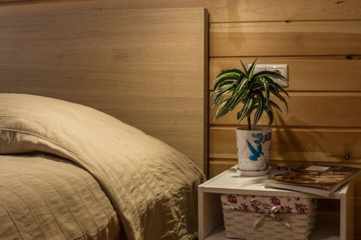 Room 18 of 65