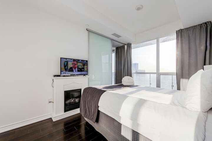 Room 10 of 104
