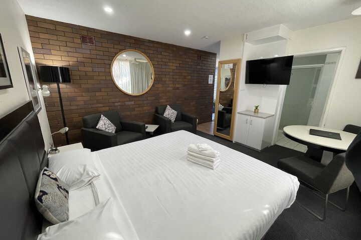 Room 49 of 95