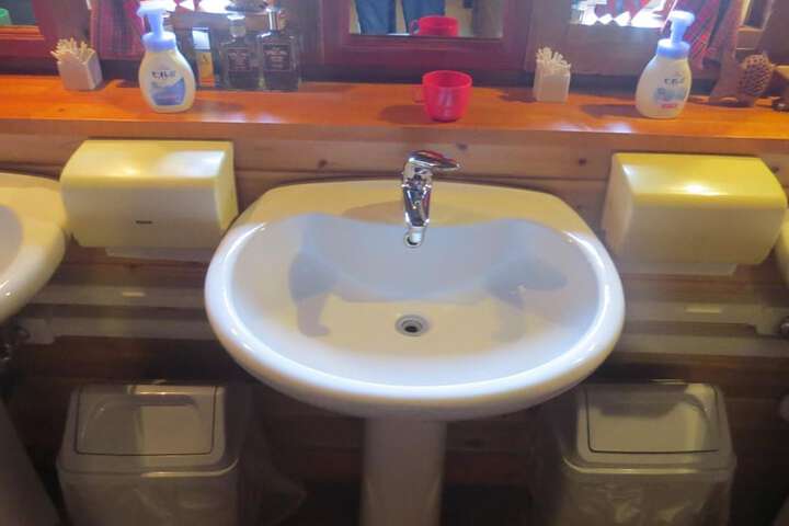 Clean Restrooms