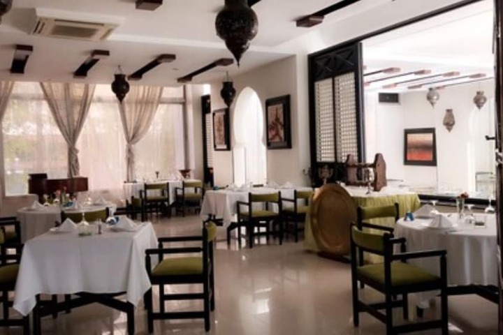 Dining 14 of 22