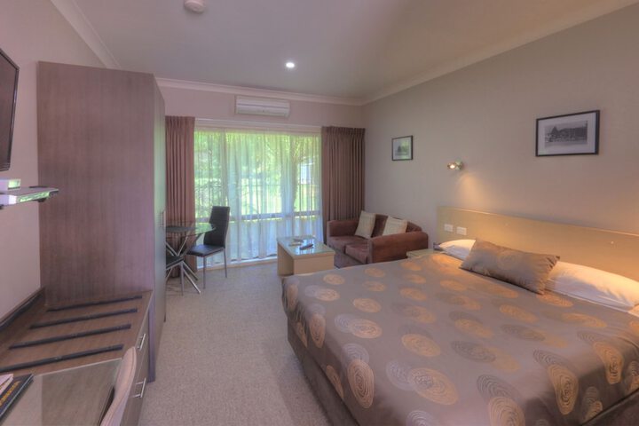 Room 12 of 31