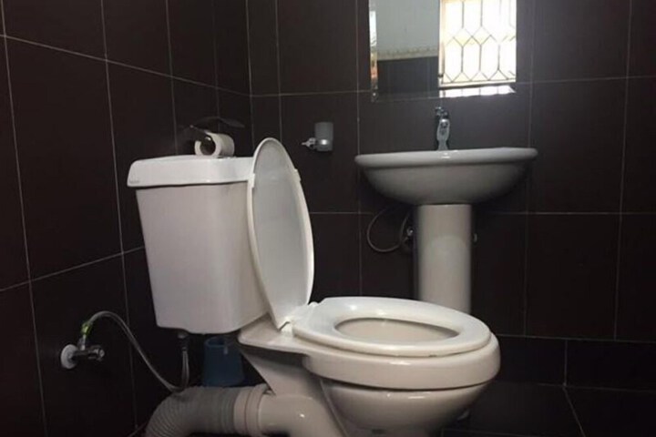 Room 15 of 19