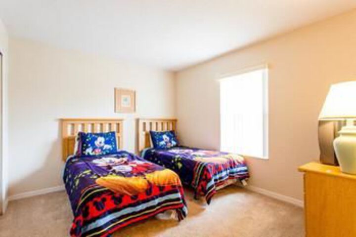 Room 25 of 52