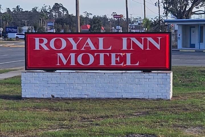 Royal Inn Motel