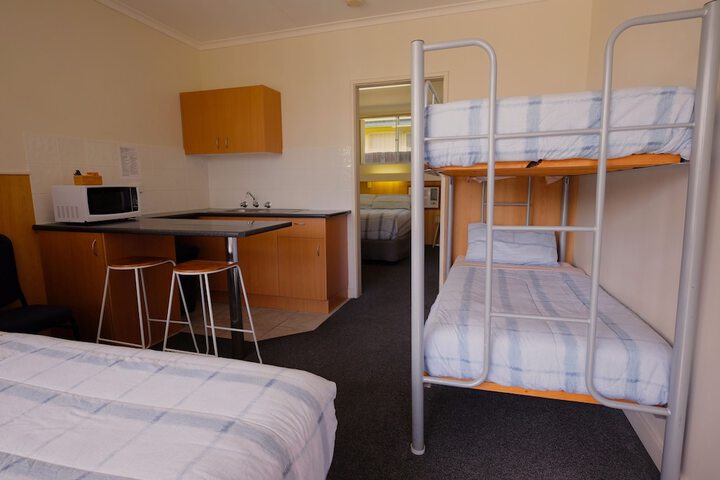 Room 7 of 17