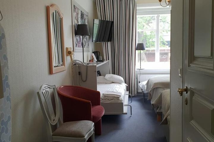 Room 14 of 53
