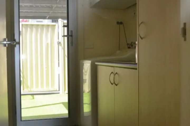 Room 7 of 11