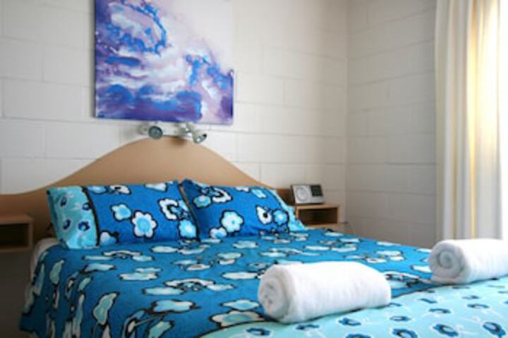 Room 7 of 120