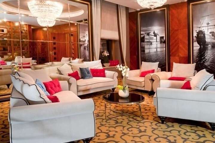 Lobby Photos