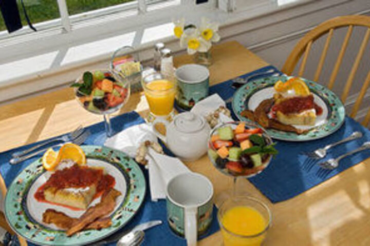 Breakfast/Coffee Service 20 of 91