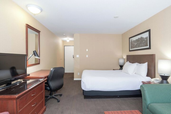 Room 5 of 34
