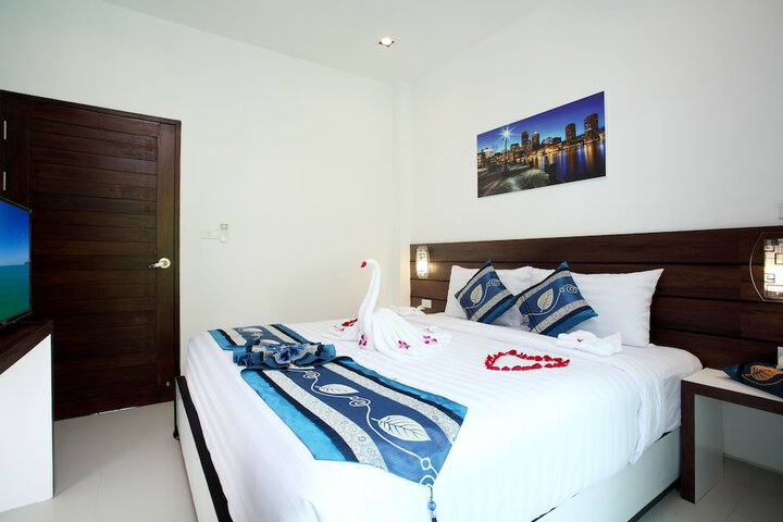 Room 3 of 46
