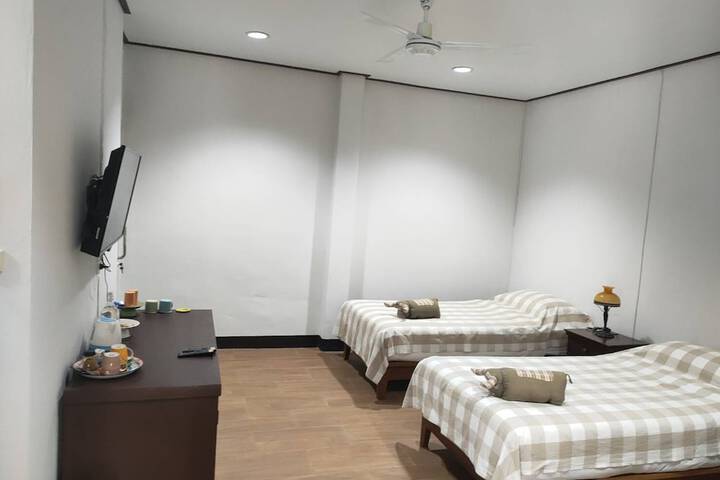 Room 8 of 67