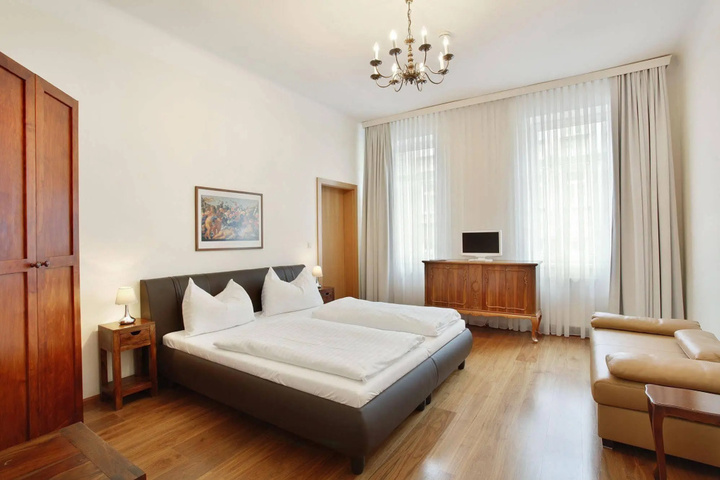 guest_rooms