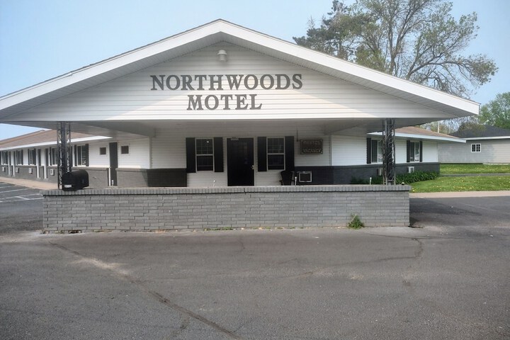 Northwoods Motels