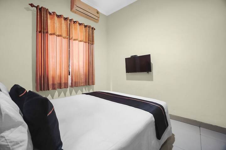 Room 4 of 30