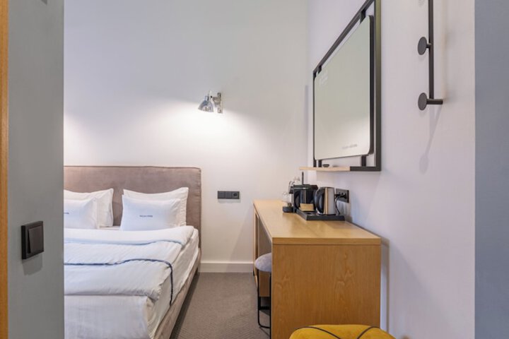 Room 18 of 62