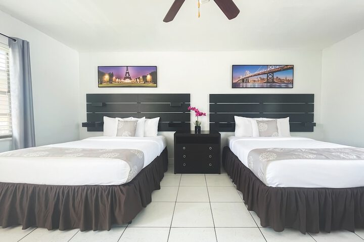 Room 5 of 25