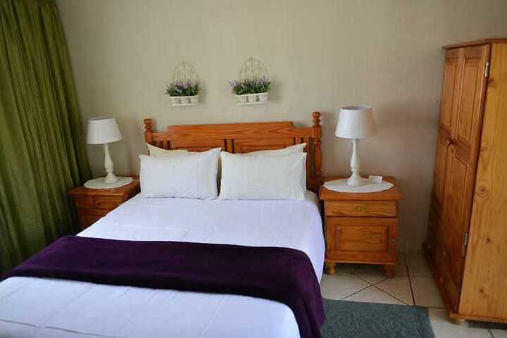 Room 6 of 35