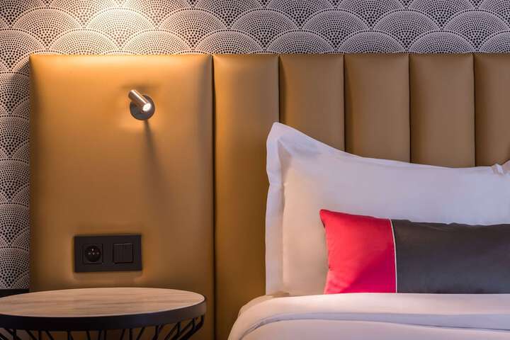 Room amenity