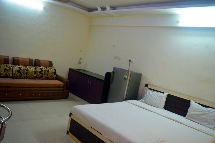 Room 9 of 62