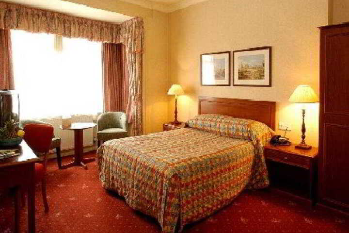 COMFORT HOTEL HARROW