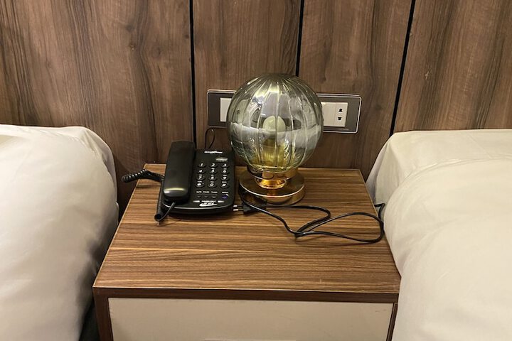 Room 66 of 114