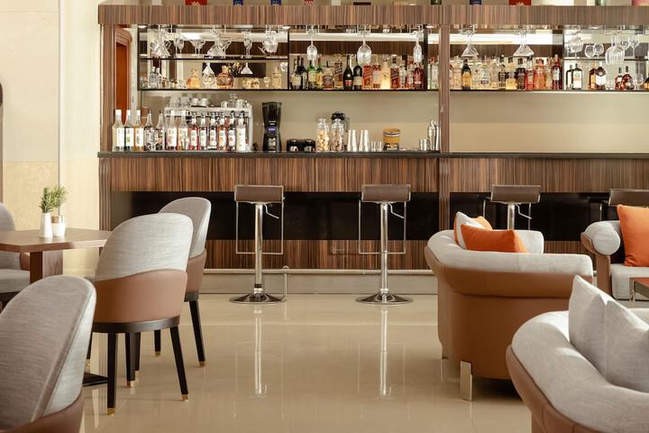 Hotel Interior 5 of 124