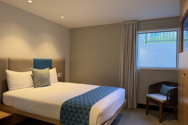 Room 19 of 48