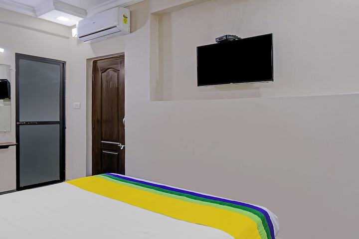 Room 15 of 39