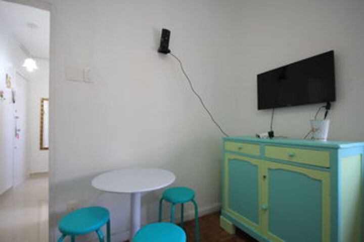 Room 17 of 19