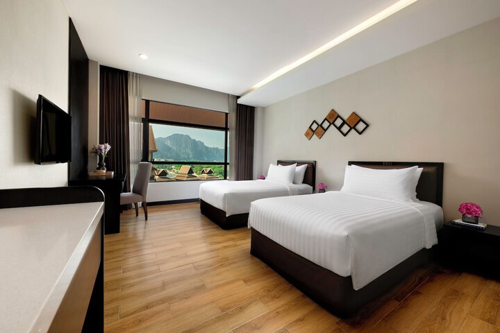 Room 34 of 67