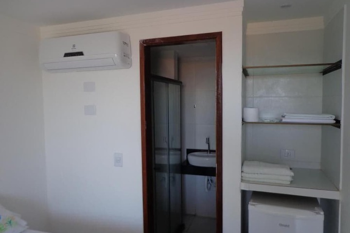 Room 5 of 20