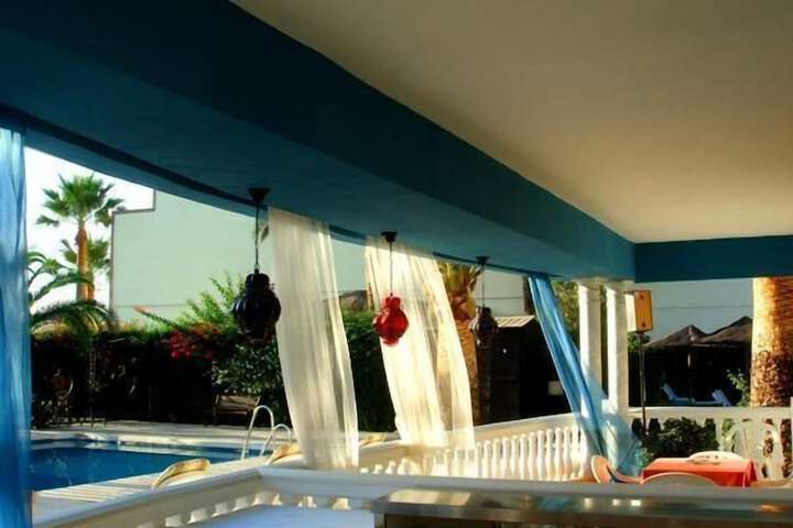 Terrace/Patio 17 of 20