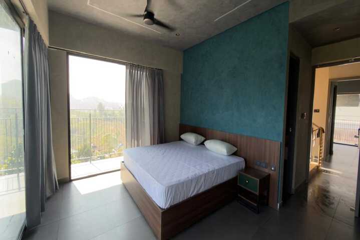 Room 26 of 72