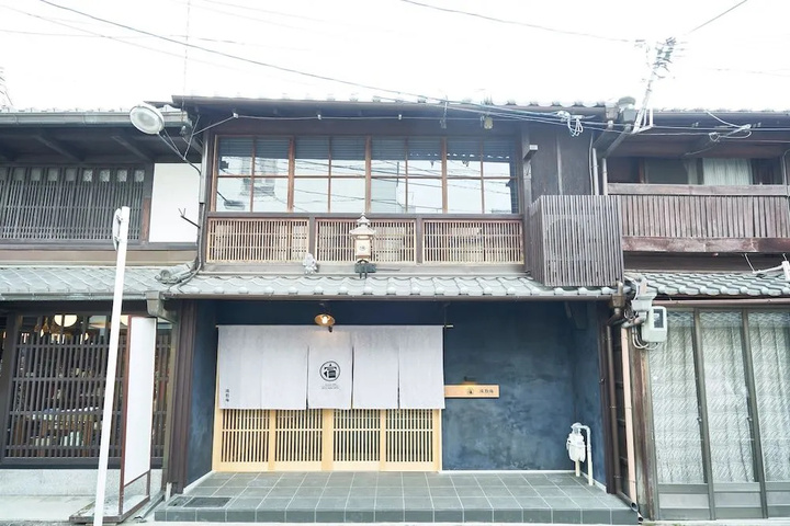 Exterior of Juzuan